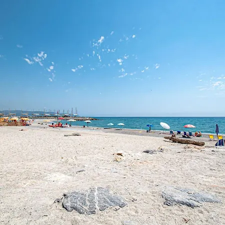 20 Metri Dal Mare, Vacanze Vicini A Tutto Appartamento