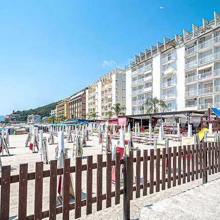 20 Metri Dal Mare, Vacanze Vicini A Tutto Appartamento *